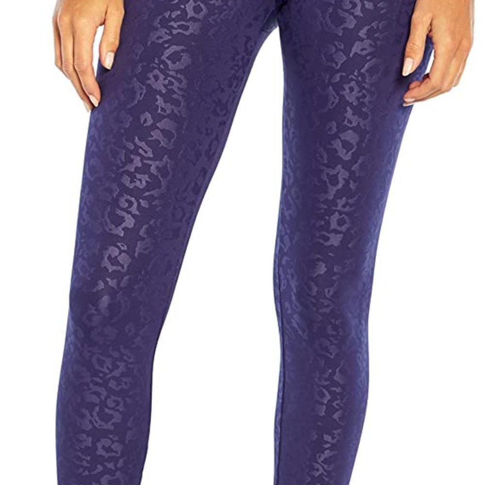 Marika Women's Soho Ultra High Rise Back Pocket Leggings